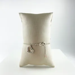 Pulseira com Pingente de Coração Vazado e Zircônias Coloridas em Prata 925