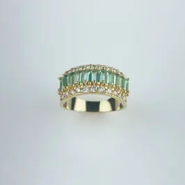 Anel com Zircônia Verde Claro Folheado a Ouro 18k