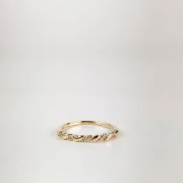 Anel Aparador Micro Folhas em  Zircônias Folheado a OUro 18k