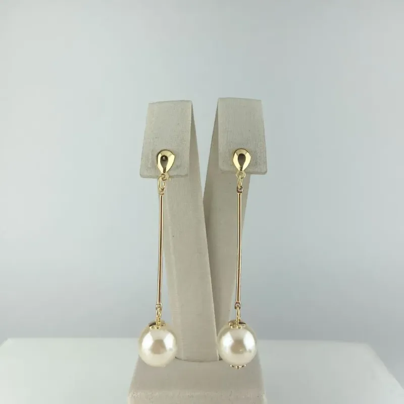 Brinco com Pingente de Pérola Folheado a Ouro 18k