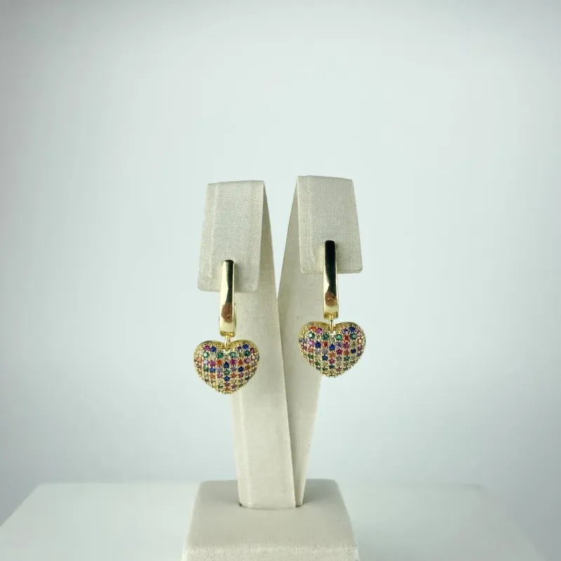 Brinco Design de Coração Cravejado de Zircônia Colorida Folheado a Ouro 18k