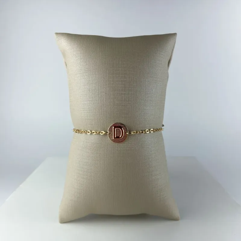 Pulseira Elo Cadeadinho com Letra D Folheado a Ouro 18k