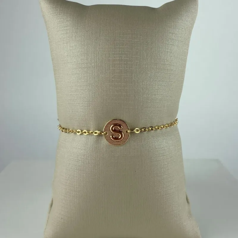 Pulseira Elo Cadeadinho com Letra S Folheado a Ouro 18k