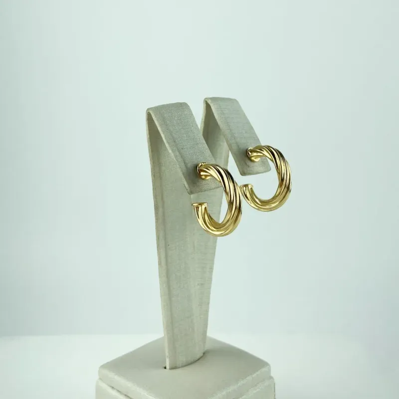 Brinco Argola Torcido Folheado a Ouro 18k