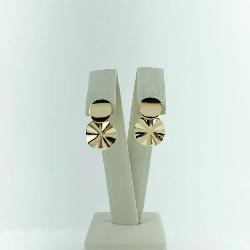 Brinco Orgânico Redondo Martelado Folheado a Ouro 18k