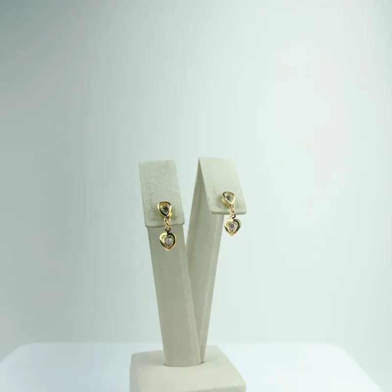 Brinco Infantil com Pingente Coração em Zircônia Cristal Folheado a Ouro 18k