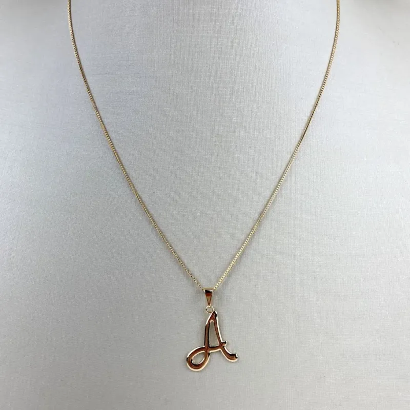 Colar Veneziana com Pingente Letra A Folheado a Ouro 18k