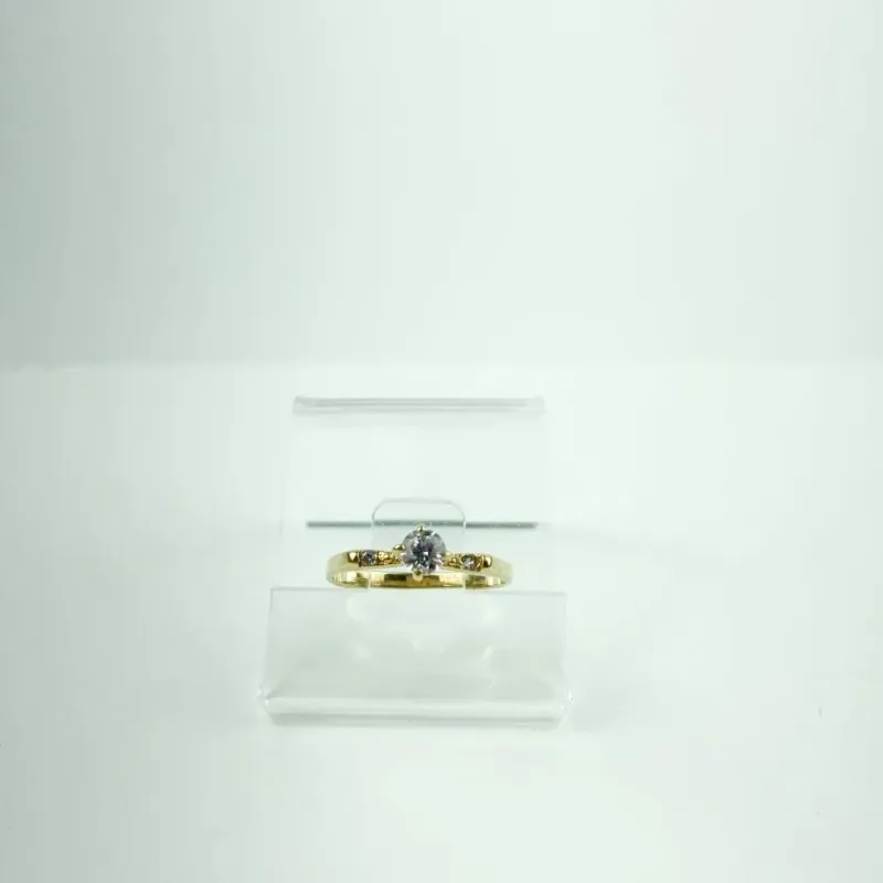 Anel com Zircônia Lilás e Cristal Folheado a Ouro 18k