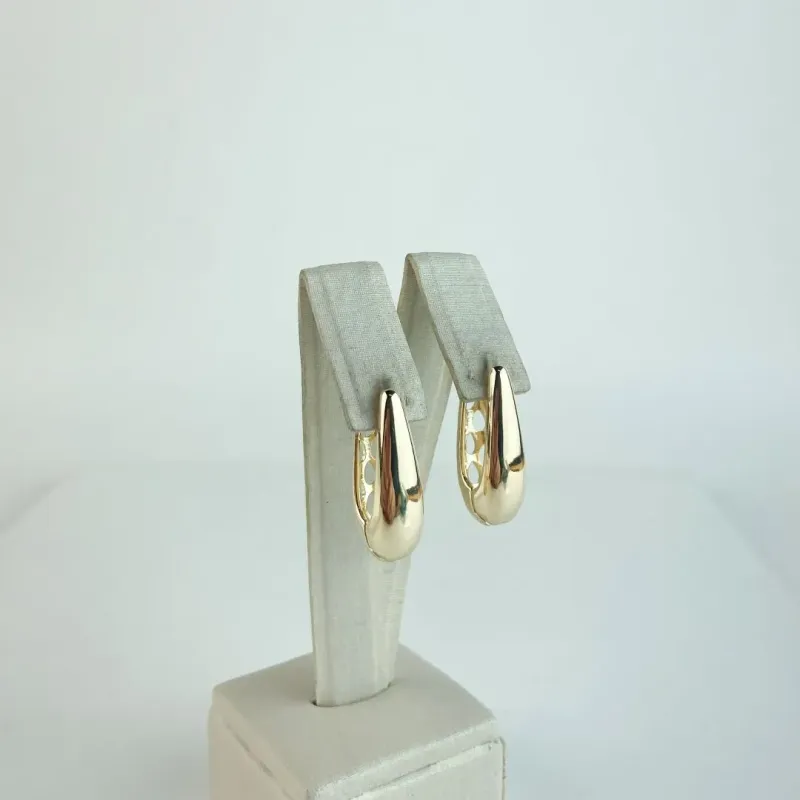Brinco Argola Gota Lisa e Vazada Folheado a Ouro 18k