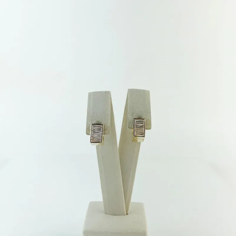 Brinco Argola Quadrada em Zircônia Folheado a Ouro 18 K