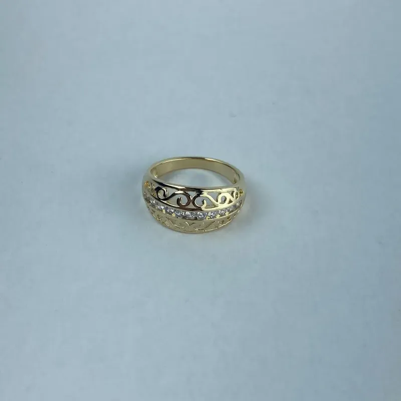 Anel Desenhado em Zircônias Folheado a OUro 18k