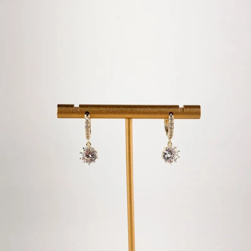 Brinco Argola Ponto de Luz em Zircônia Folheado a Ouro 18k