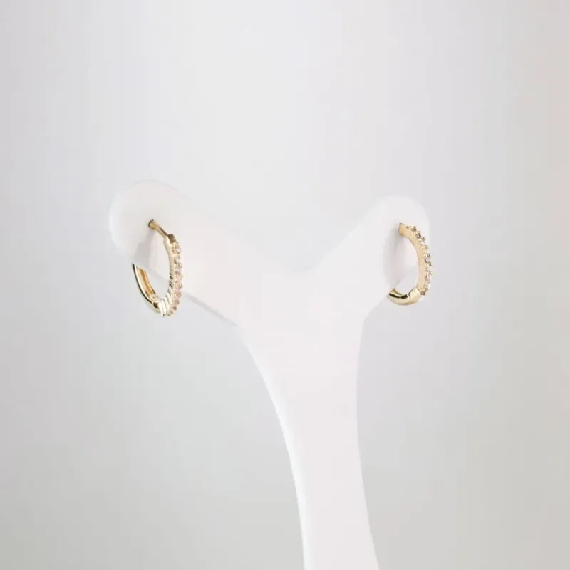 Brinco Argola Cravejada em Zircônias Folheado a Ouro 18k