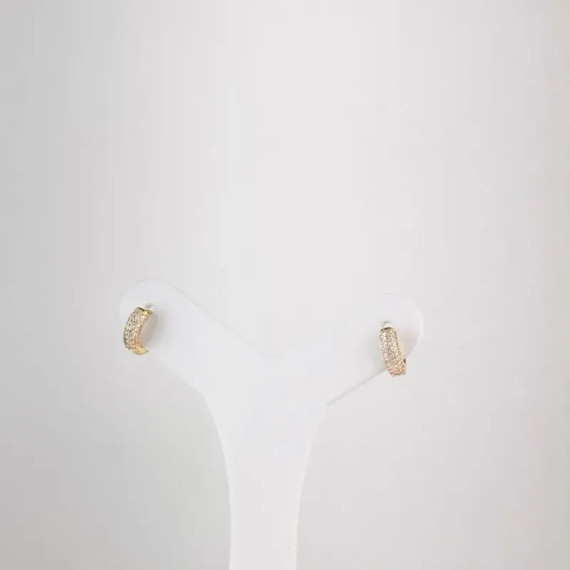 Brinco Argola Cravejada em Zircônias Folheado a Ouro 18k