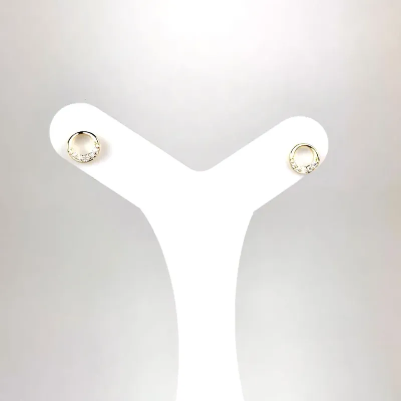 Brinco Orgânico com Microzircônias Folheado a Ouro 18k