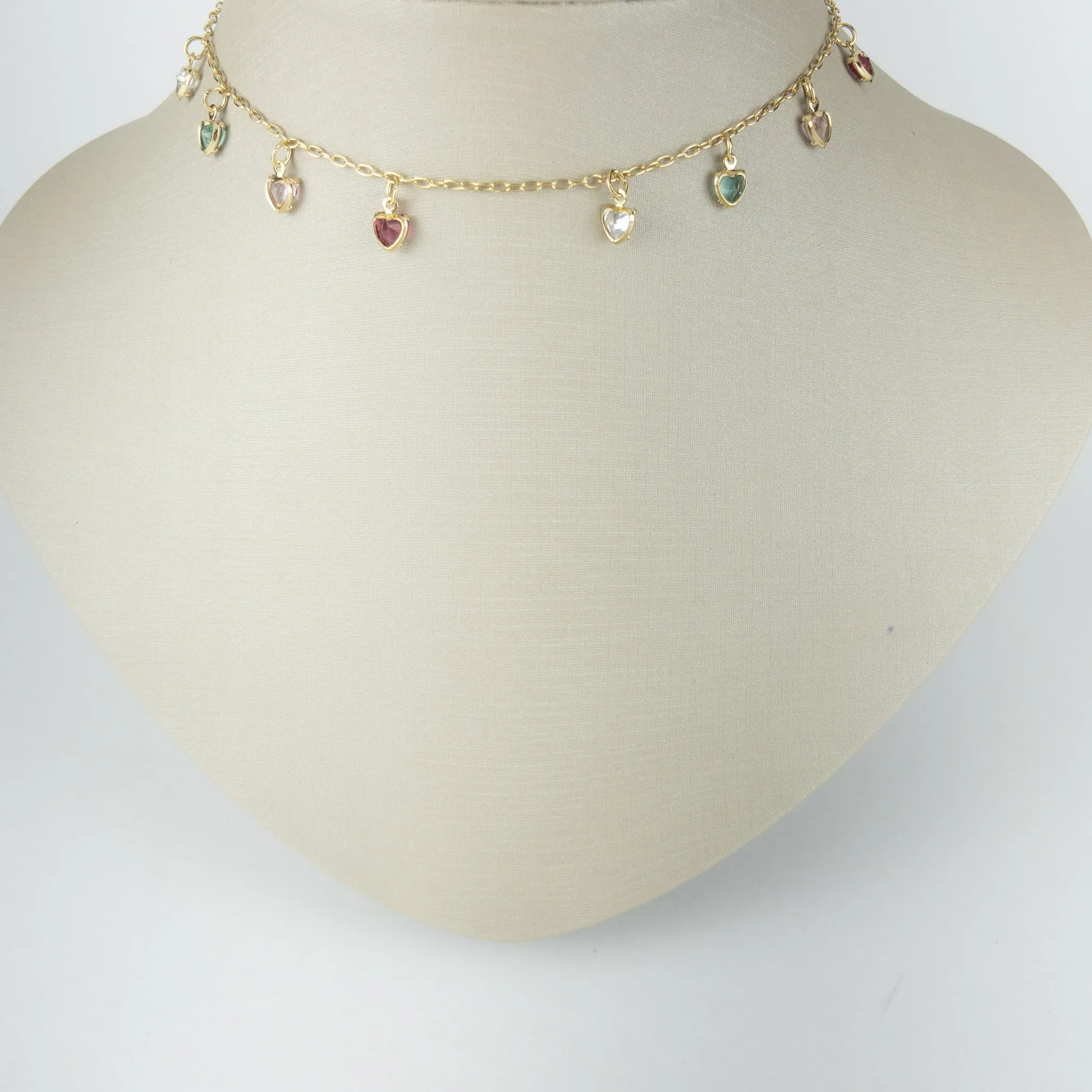 Choker com Pingentes de Corações Coloridos Folheado a Ouro 18k