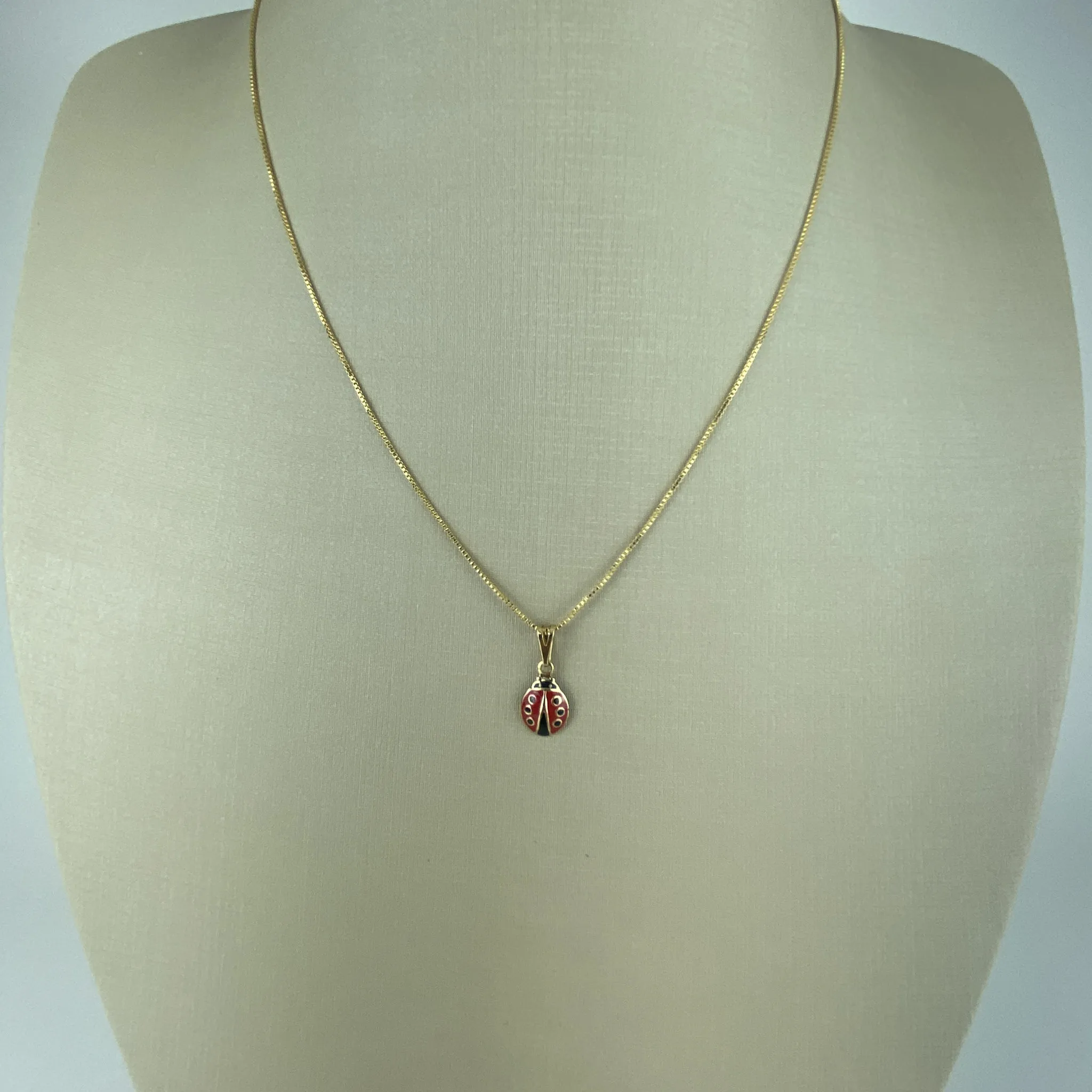 Colar Veneziana com Pingente de Joaninha Folheado a Ouro 18k