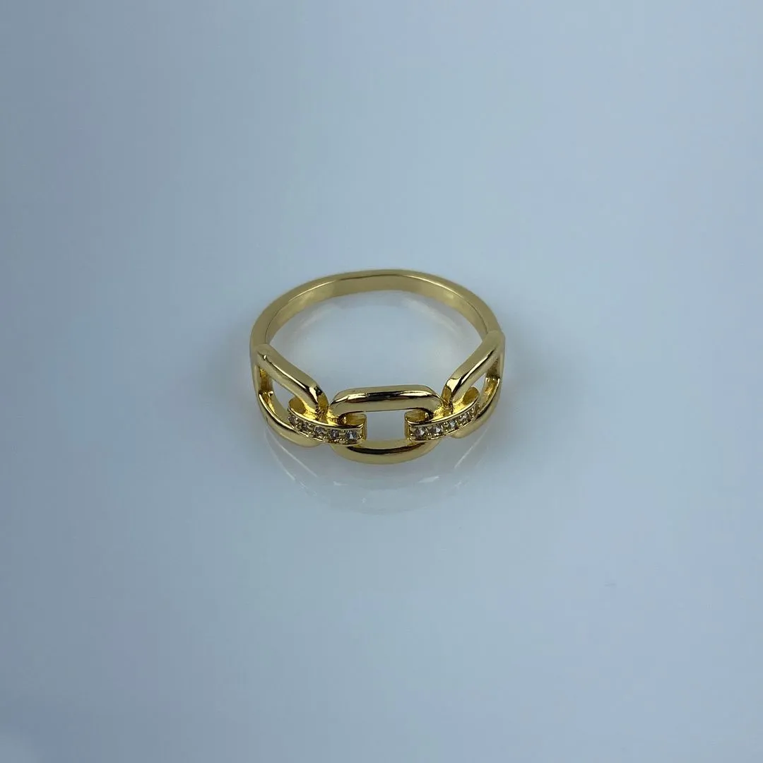 Anel Design de Corrente em Zircônia Folheado a Ouro 18k