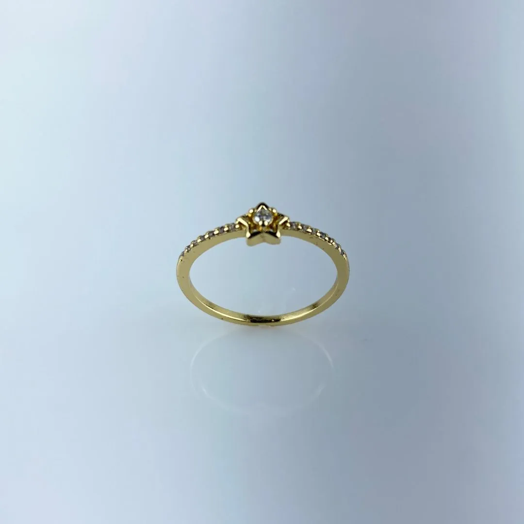 Anel Estrela em Zircônia Folheado a Ouro 18k