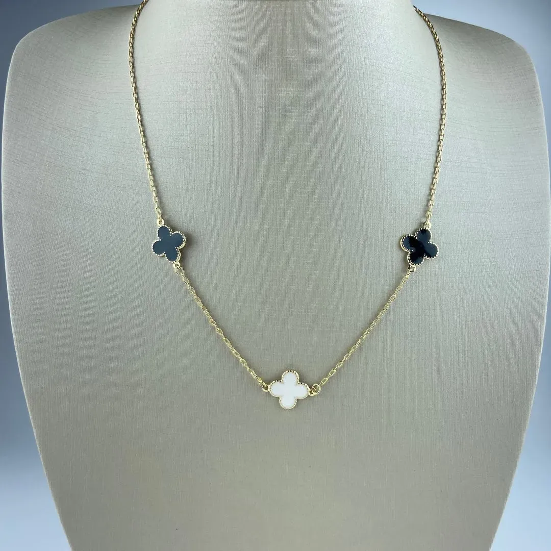 Choker Trevo Preto e Branco Inspiração Virginia Fonseca Folheado a Ouro 18k