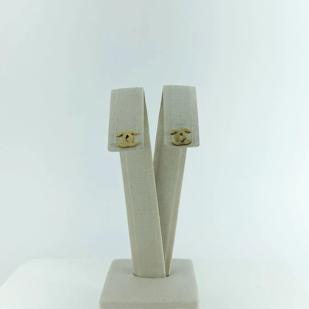 Brinco Design Chanel Folheado a Ouro 18k