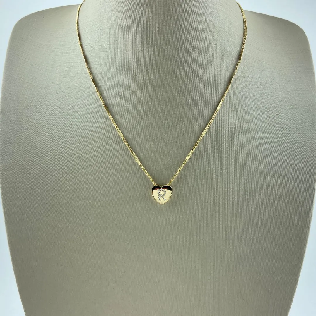 Colar Groumet com Pingente de Coração com Letra R Cravejada em Zircônia Folheada a Ouro 18k