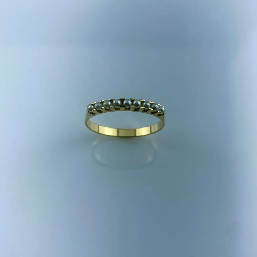 Anel Aparador com Mini Pérolas Folheado a Ouro 18k