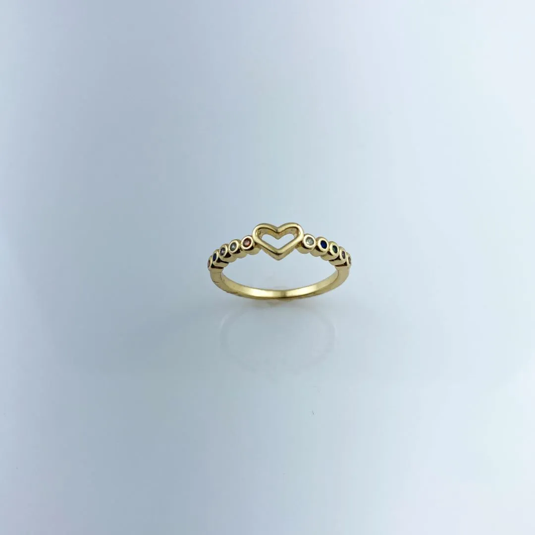 Anel com Mini coração Vazado Folheado a Ouro 18k
