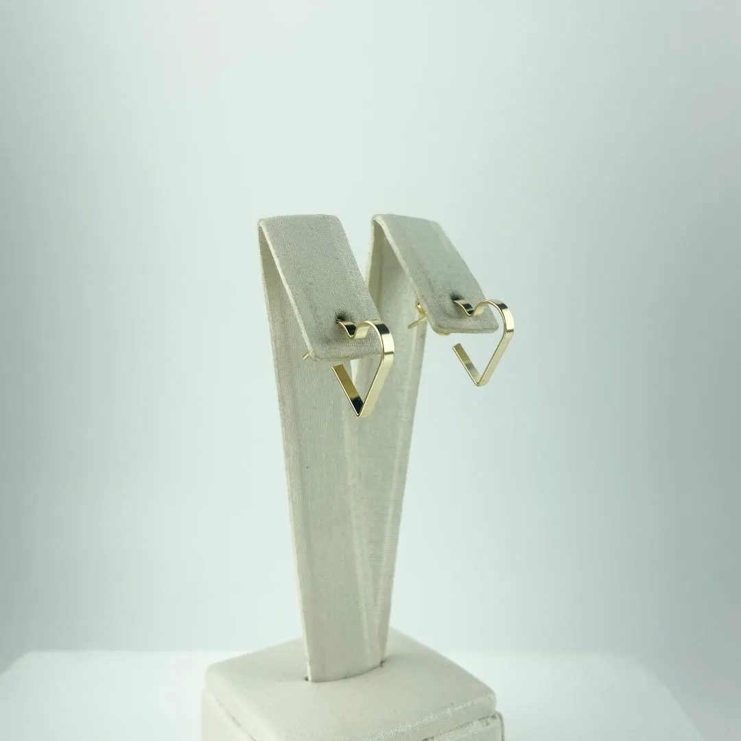 Brinco Argola Design Coração Vazado Folheado a Ouro 18K