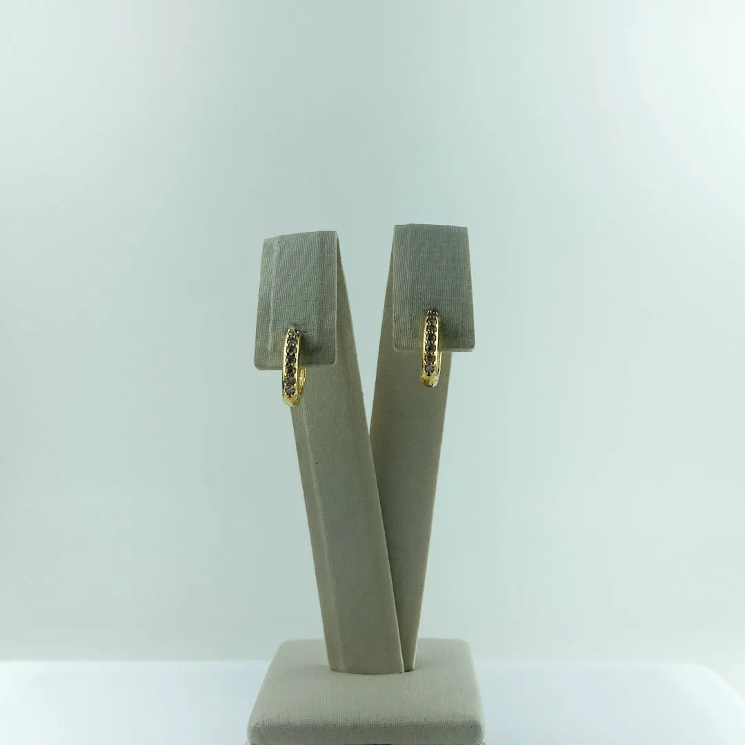Brinco Argolinha com Zircônias Folheado a Ouro 18k