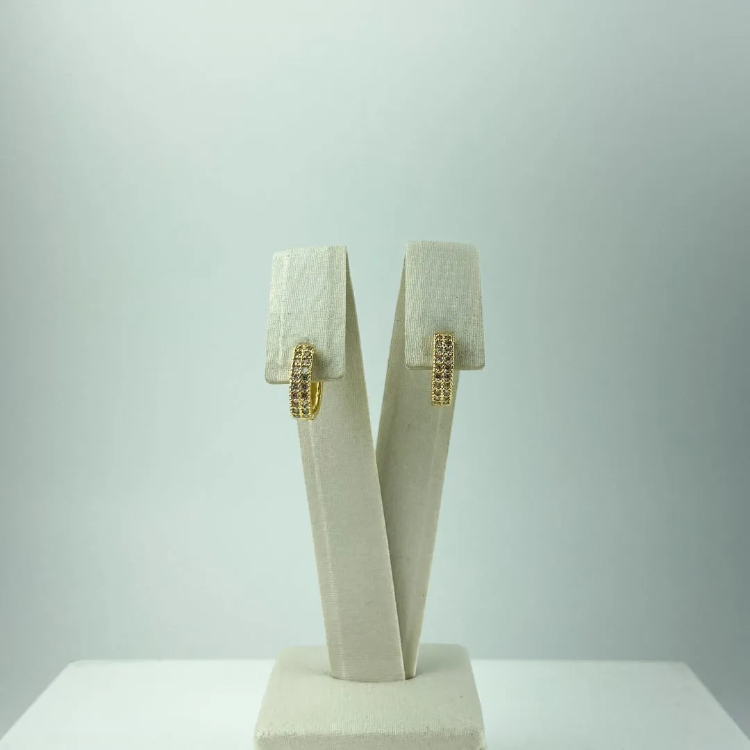 Brinco Argolinhas Cravejadas com Zircônia Folheadas a Ouro 18k