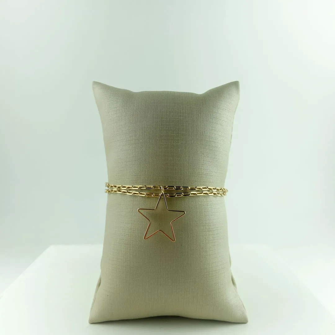 Pulseira Dupla Cartier com Pingente Estrela Vazada Folheada a Ouro 18k