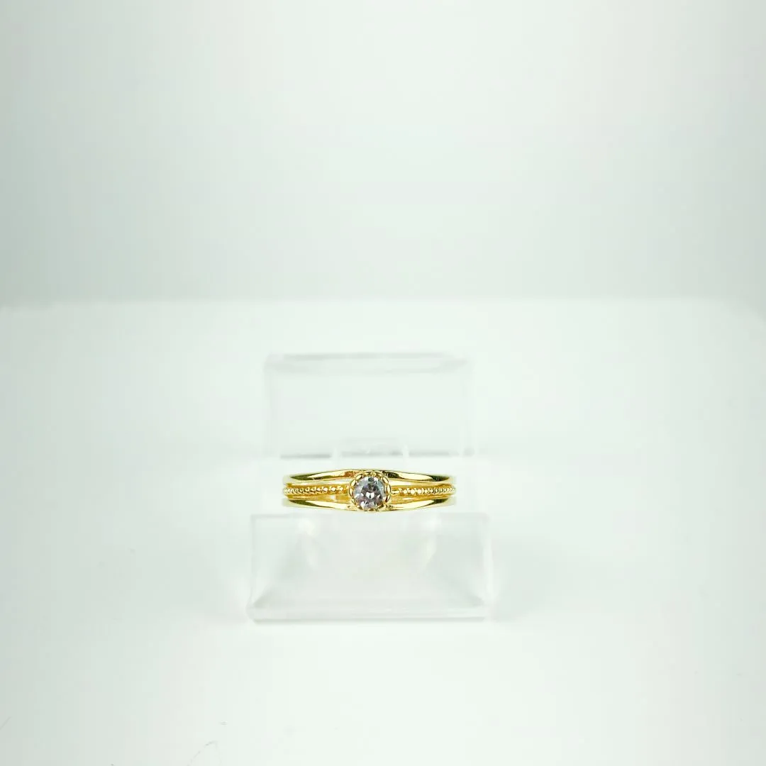 Anel Solitário em Aro Triplo Folheado a Ouro 18k