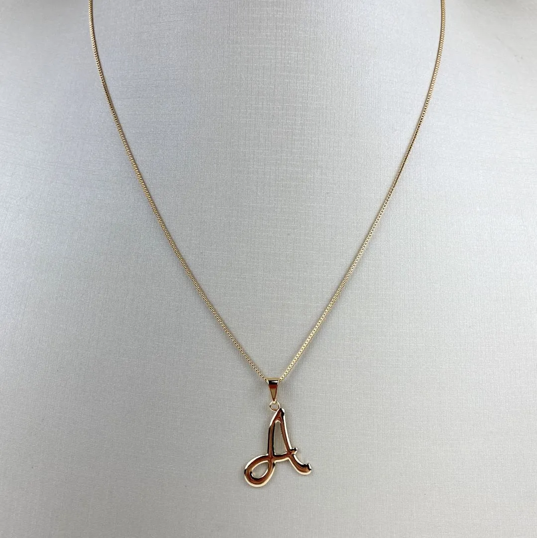 Colar Veneziana com Pingente Letra A Folheado a Ouro 18k