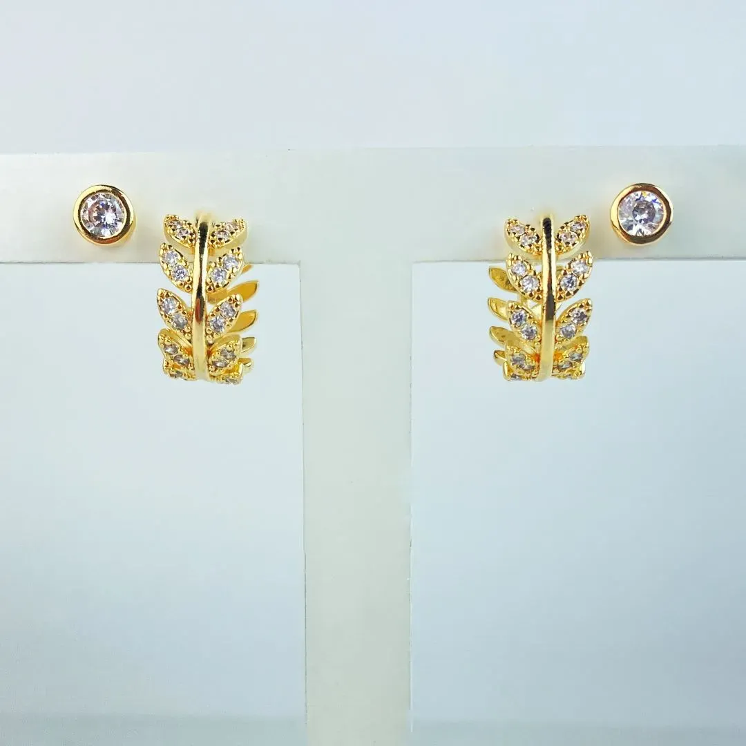 Brinco Duo Ponto de Luz e Folhas Cravejadas em Zircônias Folheado a Ouro 18k
