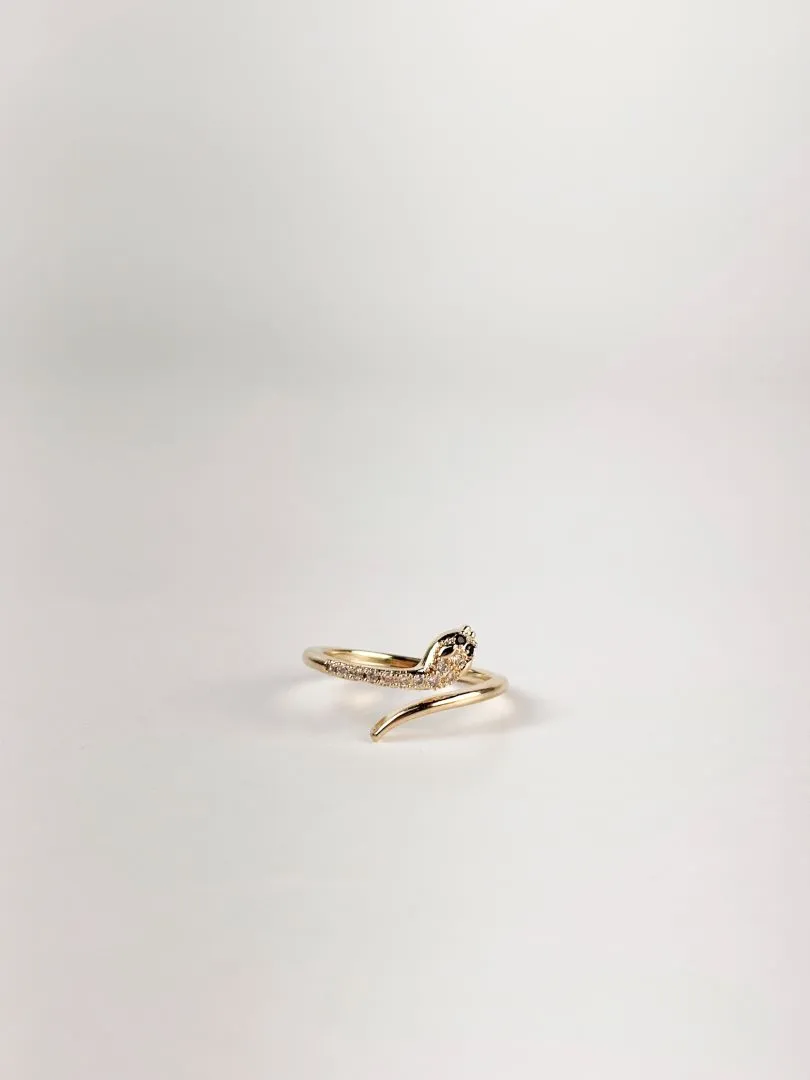 Anel Design de Cobra em Zircônias Folheado a Ouro 18k