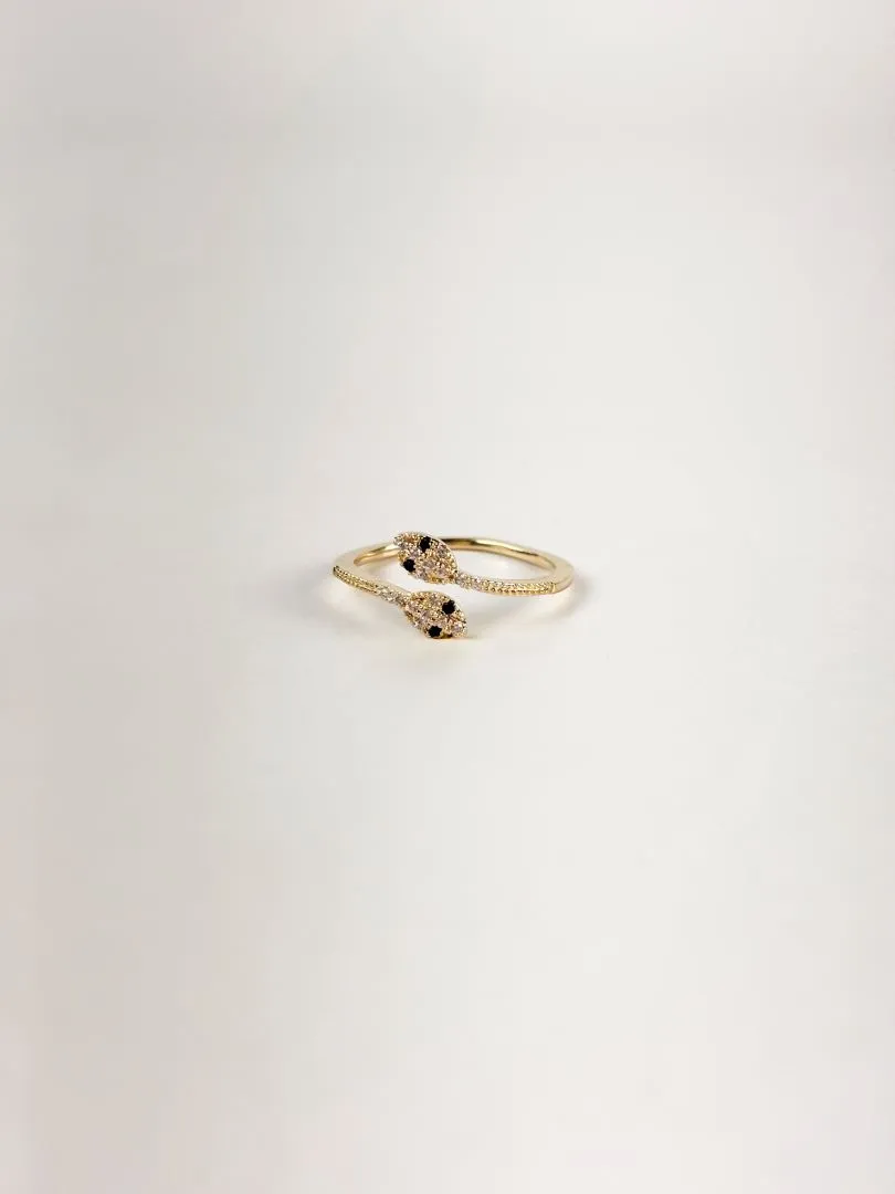 Anel Design de Cobra em Zircônias Folheado a Ouro 18k