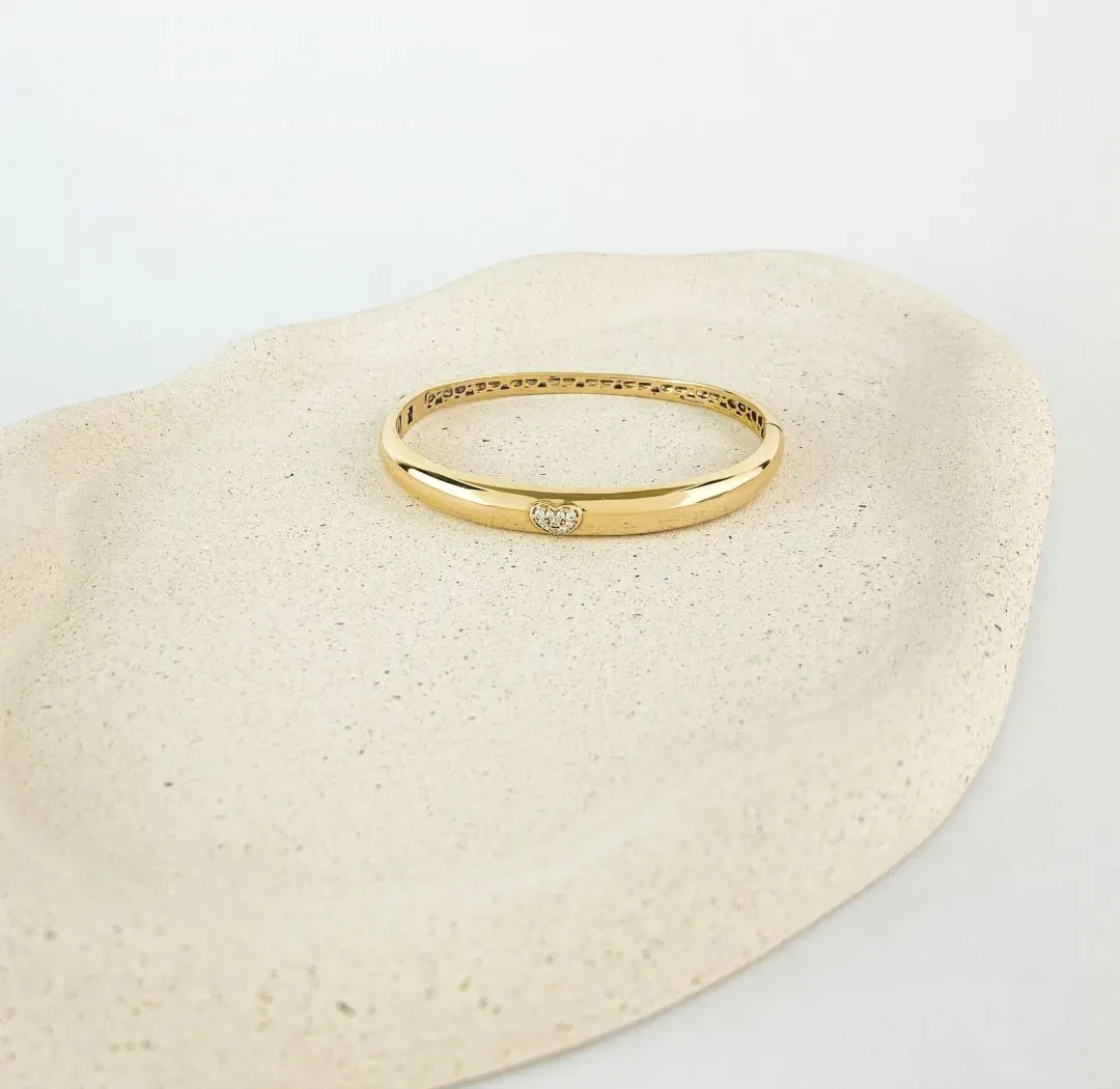 Bracelete Com Coração Cravejado em Zircônias Folheado a Ouro 18k