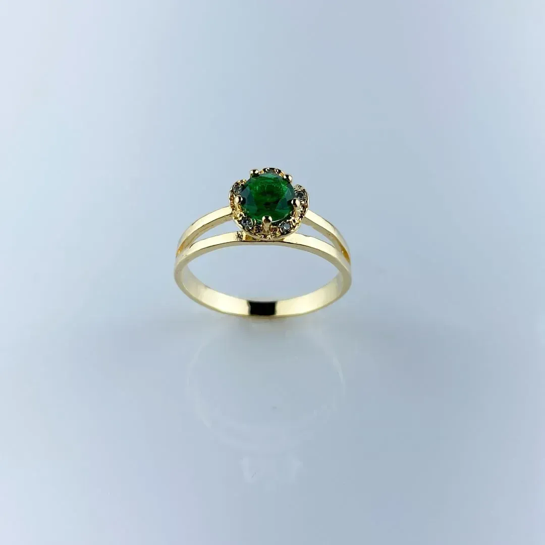 Anel em Zircônia Verde com Microzircônias Folheado a ouro 18k