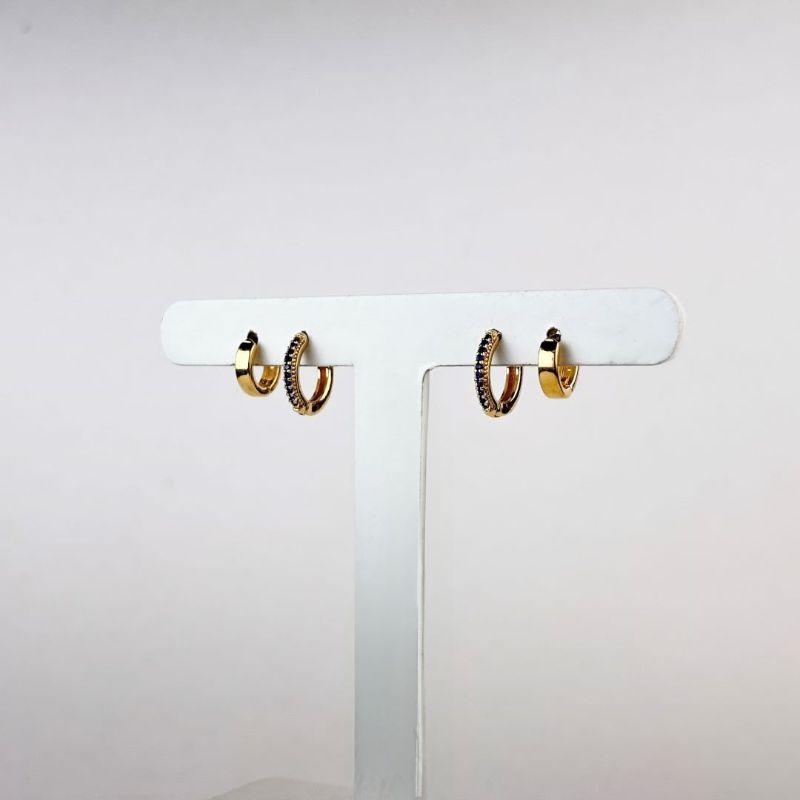 Brinco Duo Argolas Dourada e Azul em Zircônias Folheado a Ouro 18k