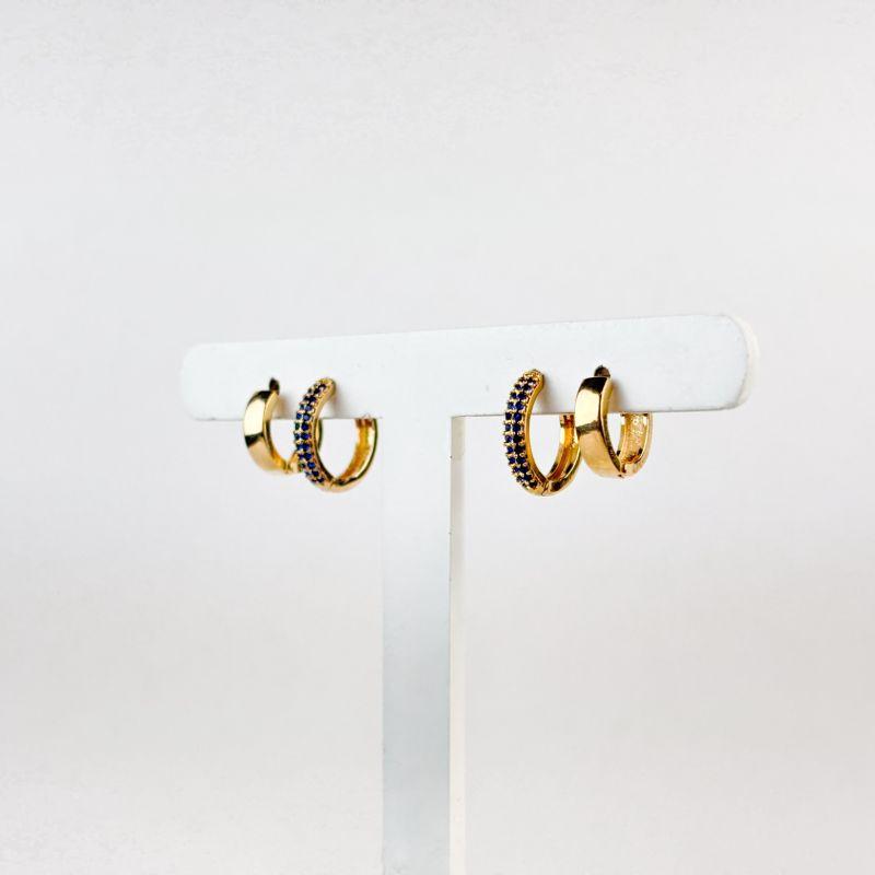 Brinco Duo Argola Dourada e Azul em Zircônias Folheado a Ouro 18k